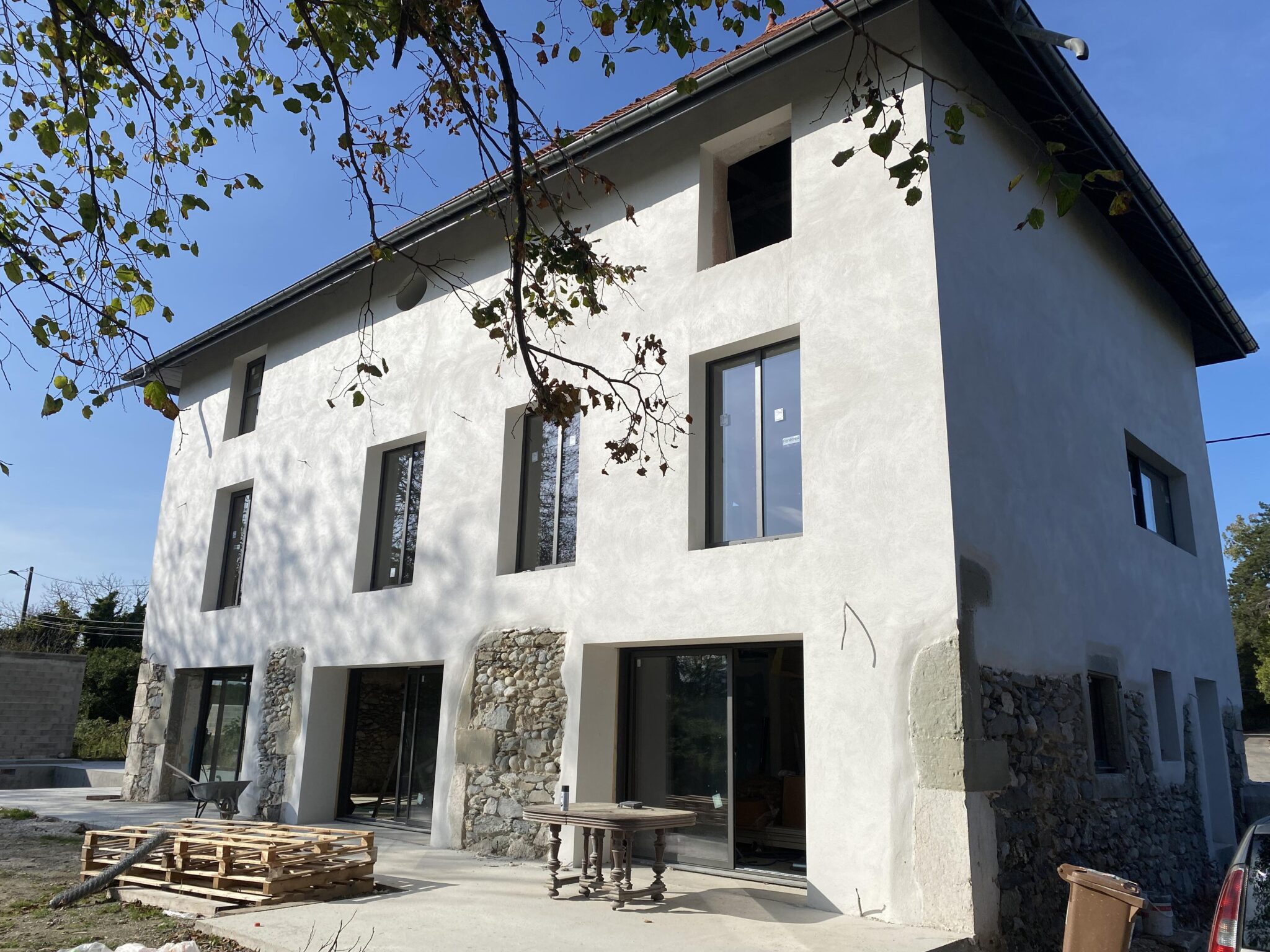 ITI+Enduit Monocouche sur Pisé-Maison à Voiron apres 1